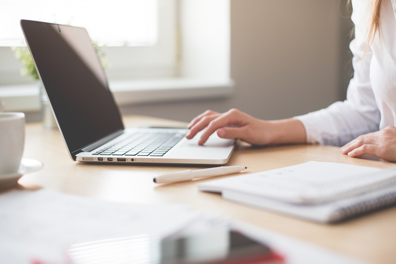 Why All Employers Should Room Background Checks
