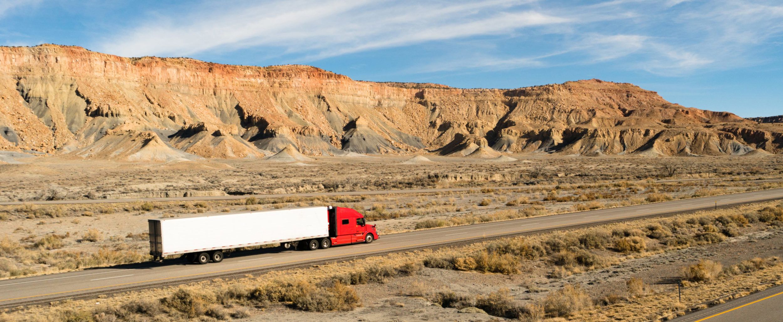 The Benefits of Renting Over Purchasing a Box Truck for Your Business